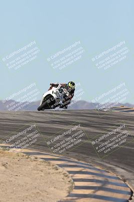 media/Dec-07-2025-CVMA (Sun) [[3e7d2de5dc]]/Race 7-Formula Lightweight Twins Shootout/